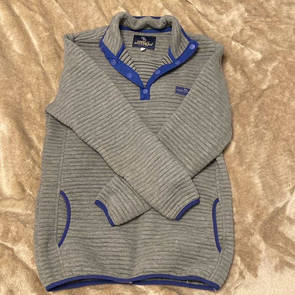 Women’s size small, long sleeve sweatshirt, simply southern brand